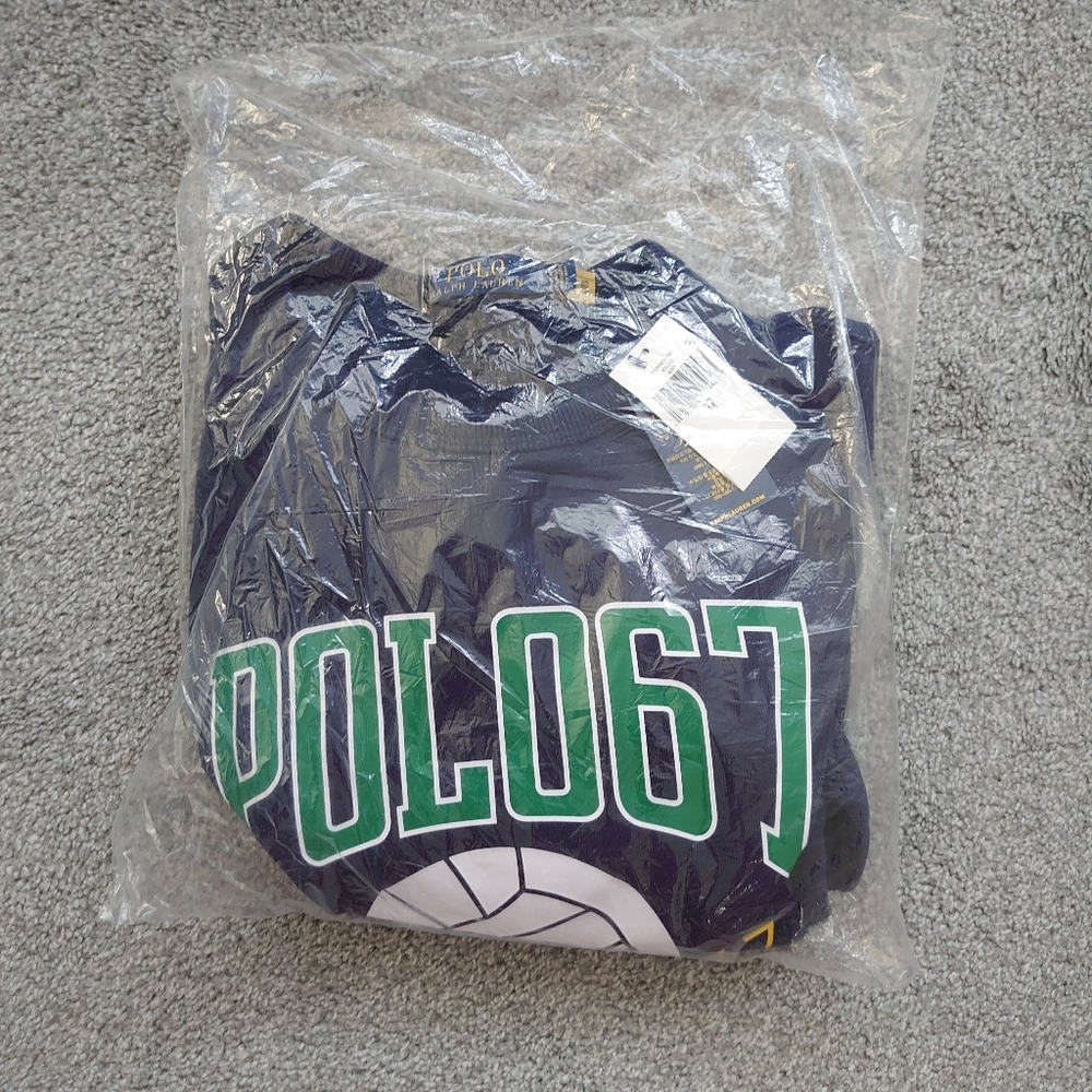 Polo Ralph Lauren Fleece Graphic Sweatshirt - Picture 9 of 12